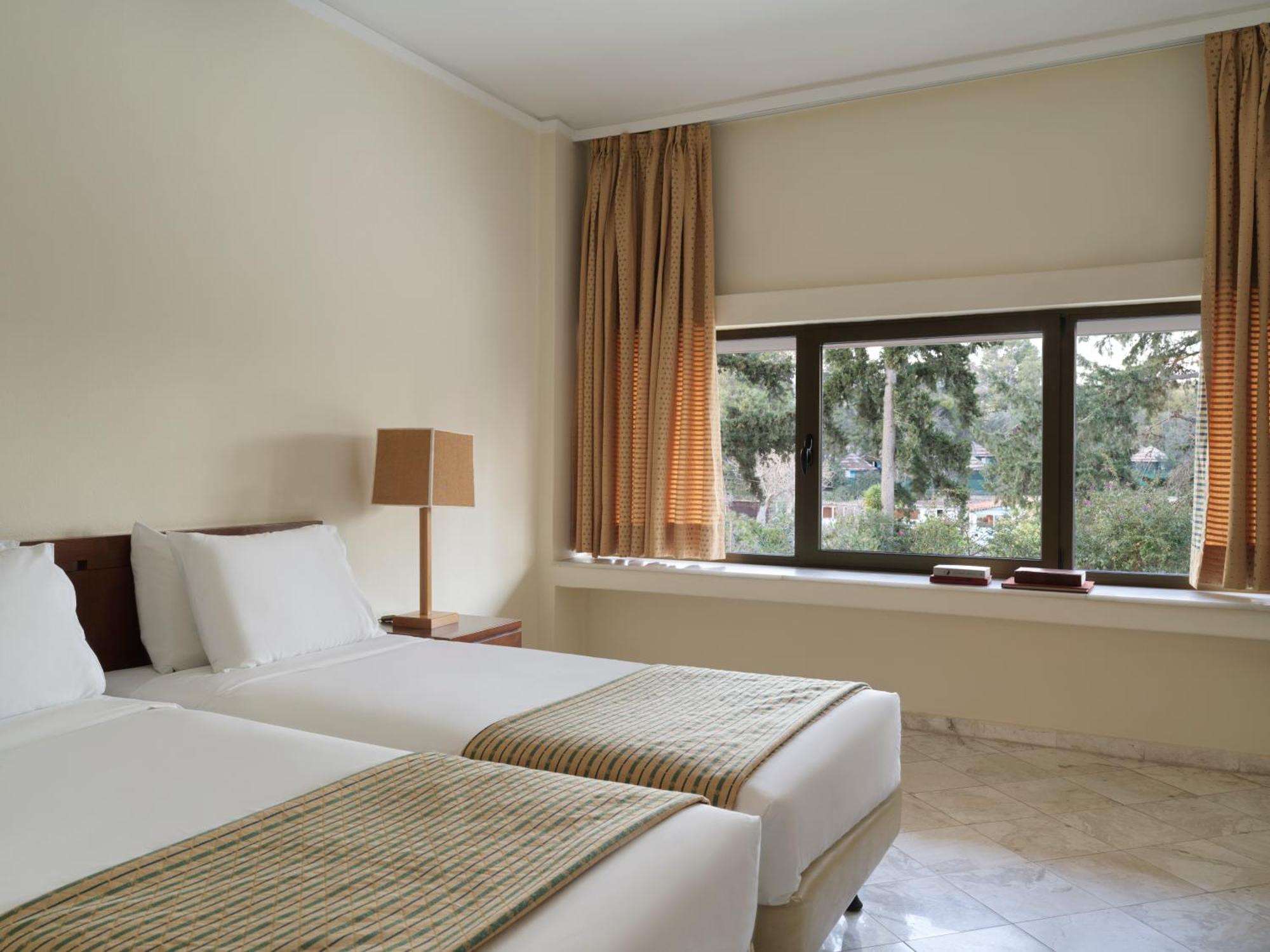 Kalamaki Beach Resort Istmia Exterior foto