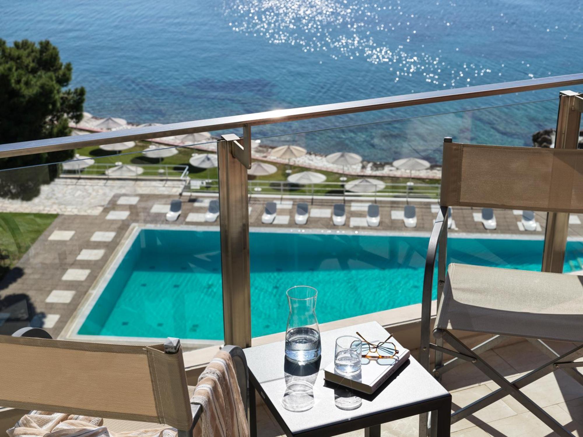Kalamaki Beach Resort Istmia Exterior foto