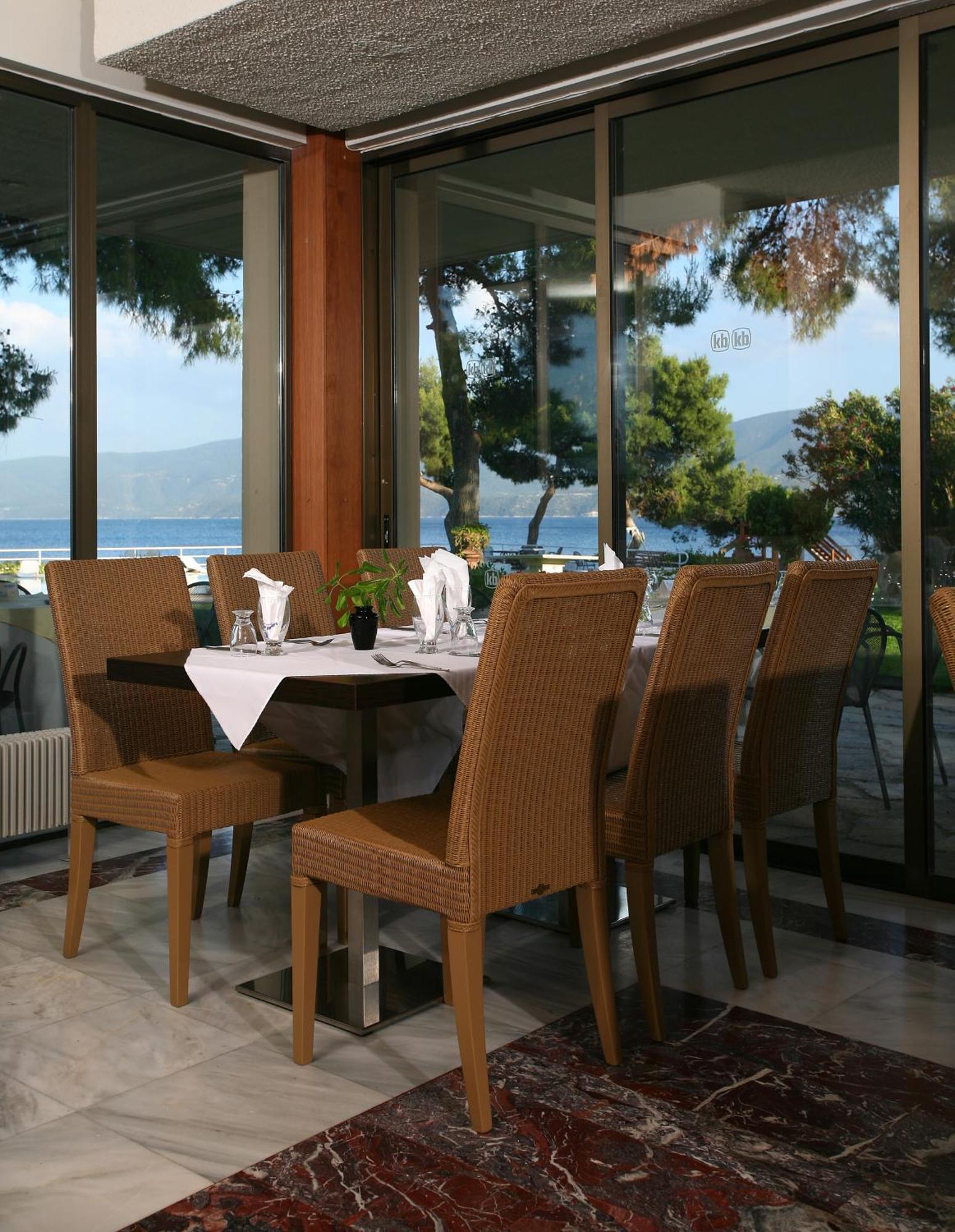Kalamaki Beach Resort Istmia Restaurante foto
